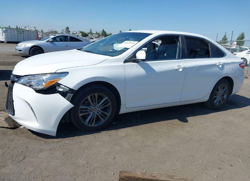 Photo 14 of 2015 Toyota Camry SE (VIN 4T1BF1FK1FU486773)