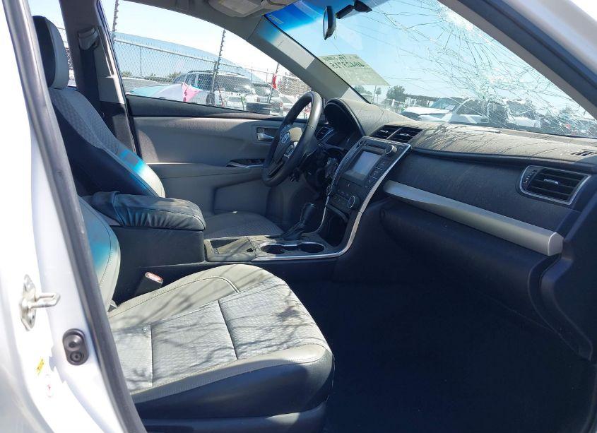 Photo 5 of 2015 Toyota Camry SE (VIN 4T1BF1FK1FU486773)