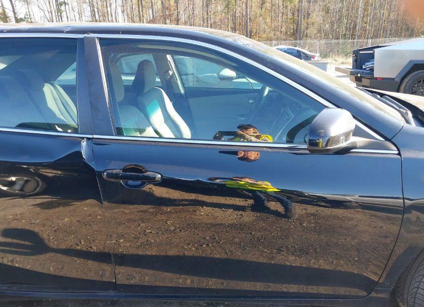 Photo 12 of 2015 Toyota Camry SE (VIN 4T1BF1FK1FU490113)