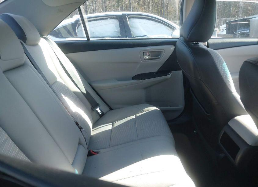 Photo 8 of 2015 Toyota Camry SE (VIN 4T1BF1FK1FU490113)