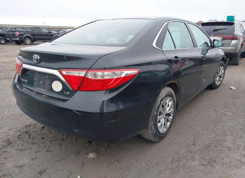 Photo 4 of 2015 Toyota Camry LE (VIN 4T1BF1FK1FU499233)