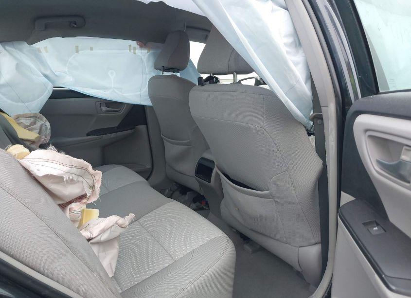 Photo 8 of 2015 Toyota Camry LE (VIN 4T1BF1FK1FU499233)