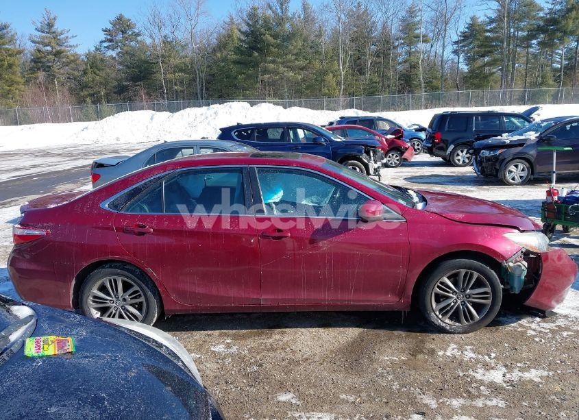 Photo 13 of 2015 Toyota Camry SE (VIN 4T1BF1FK1FU879141)