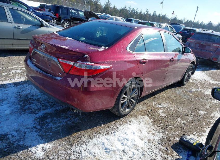 Photo 4 of 2015 Toyota Camry SE (VIN 4T1BF1FK1FU879141)