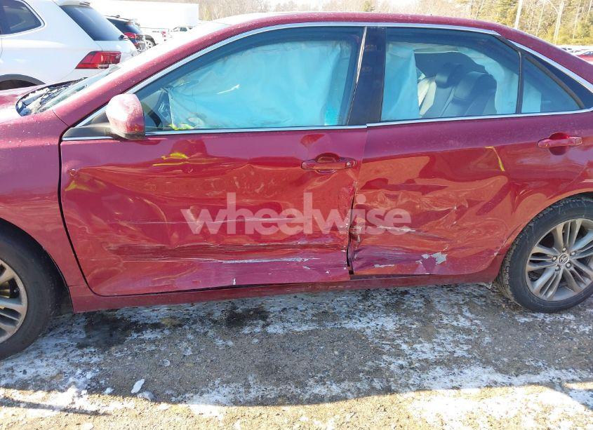 Photo 6 of 2015 Toyota Camry SE (VIN 4T1BF1FK1FU879141)