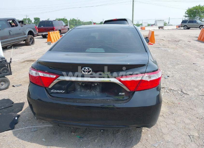 Photo 16 of 2015 Toyota Camry SE (VIN 4T1BF1FK1FU889524)