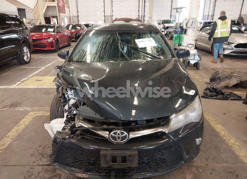 Photo 13 of 2015 Toyota Camry SE (VIN 4T1BF1FK1FU899468)