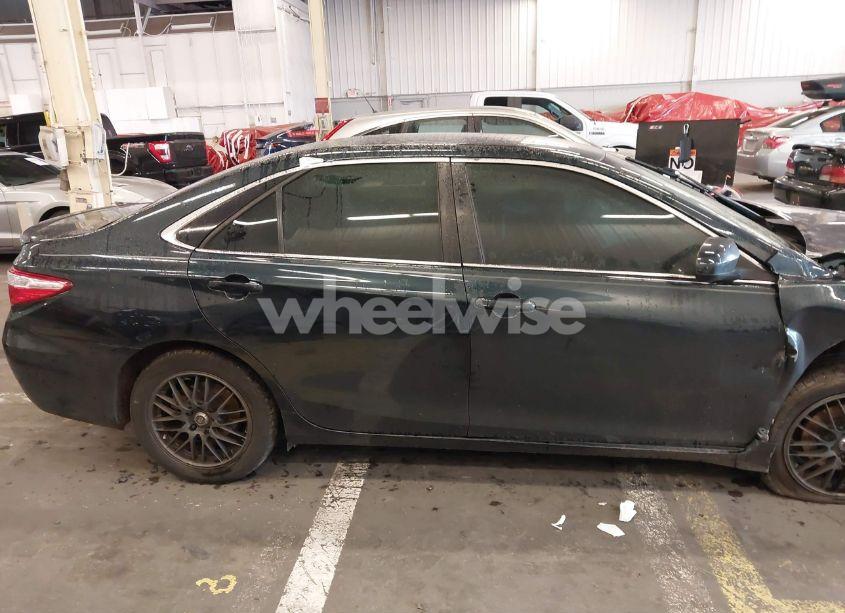 Photo 14 of 2015 Toyota Camry SE (VIN 4T1BF1FK1FU899468)