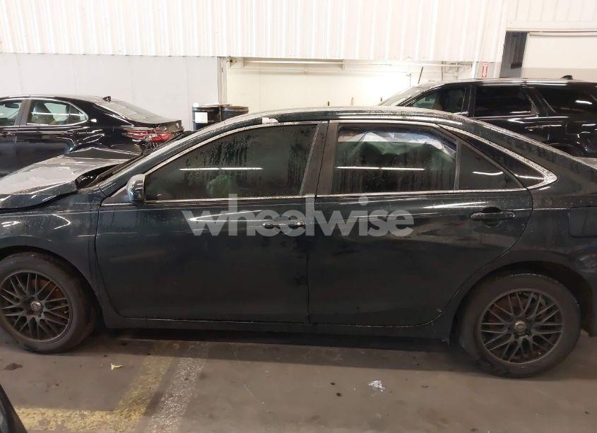 Photo 15 of 2015 Toyota Camry SE (VIN 4T1BF1FK1FU899468)