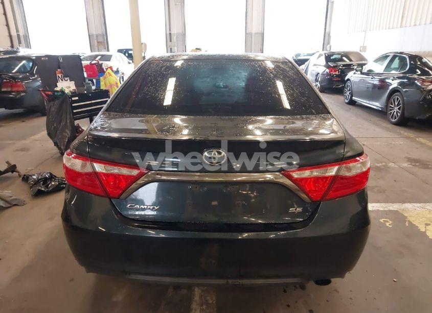 Photo 17 of 2015 Toyota Camry SE (VIN 4T1BF1FK1FU899468)