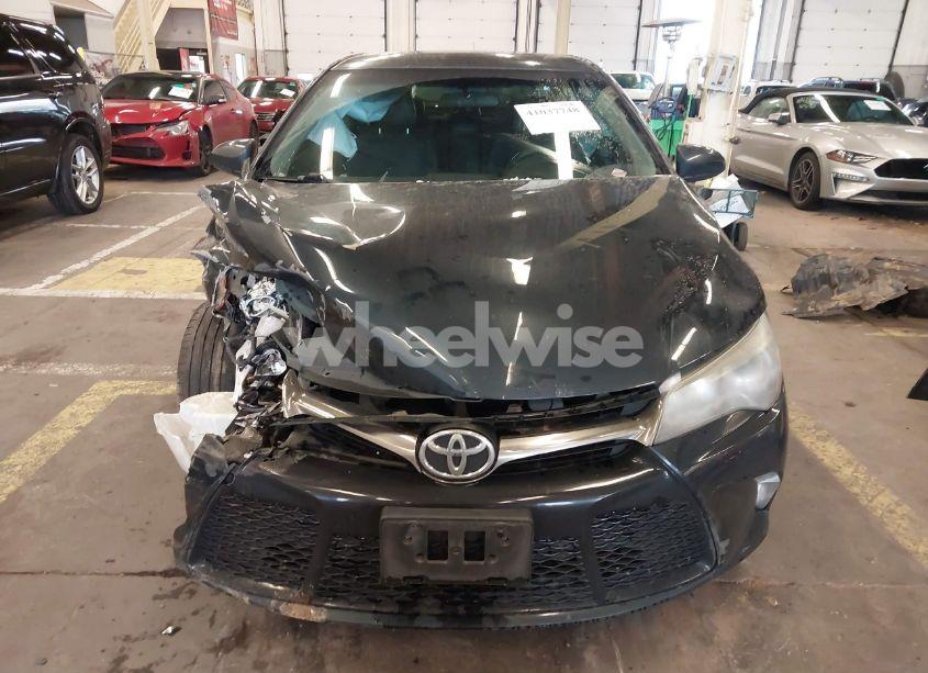 Photo 6 of 2015 Toyota Camry SE (VIN 4T1BF1FK1FU899468)