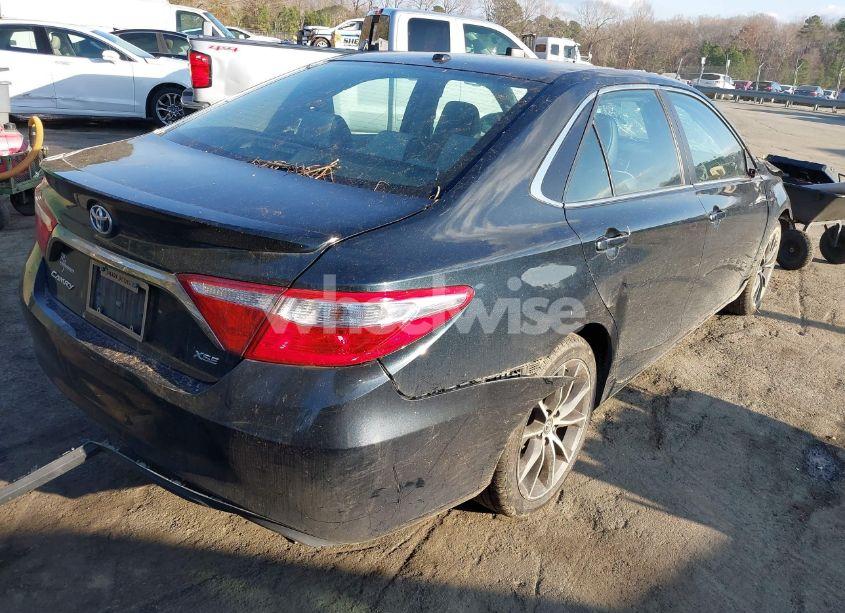 Photo 4 of 2015 Toyota Camry XSE (VIN 4T1BF1FK1FU905608)