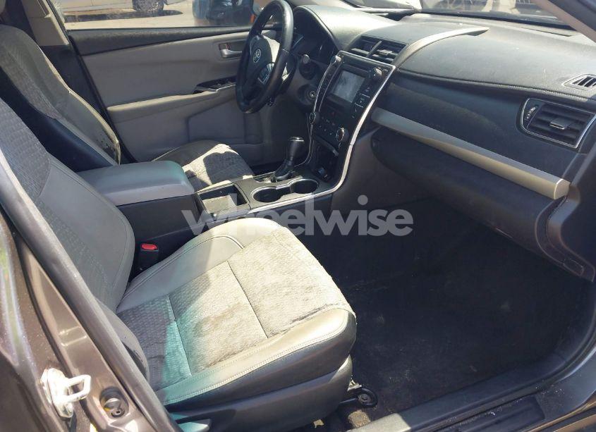 Photo 5 of 2015 Toyota Camry SE (VIN 4T1BF1FK1FU907309)