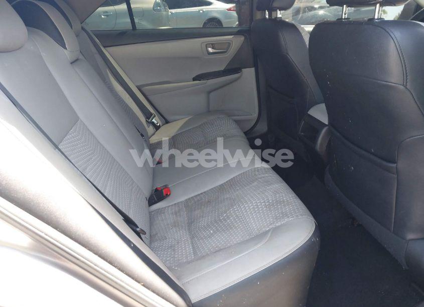 Photo 8 of 2015 Toyota Camry SE (VIN 4T1BF1FK1FU907309)