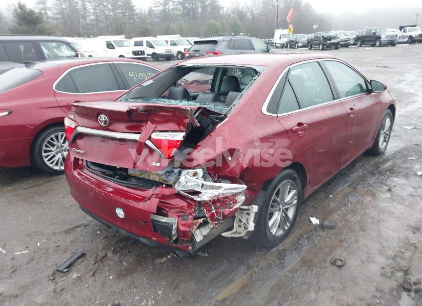 Photo 4 of 2015 Toyota Camry SE (VIN 4T1BF1FK1FU908041)