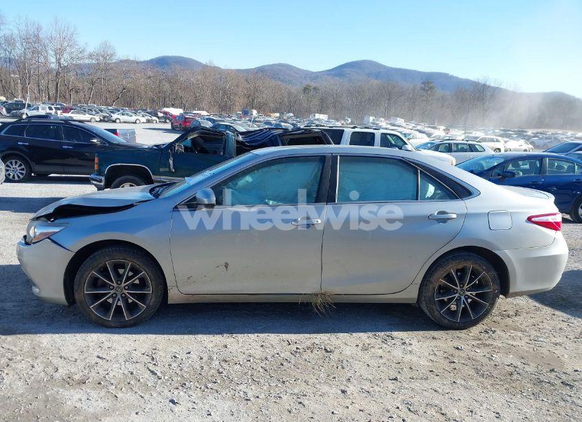 Photo 15 of 2015 Toyota Camry XSE (VIN 4T1BF1FK1FU919265)