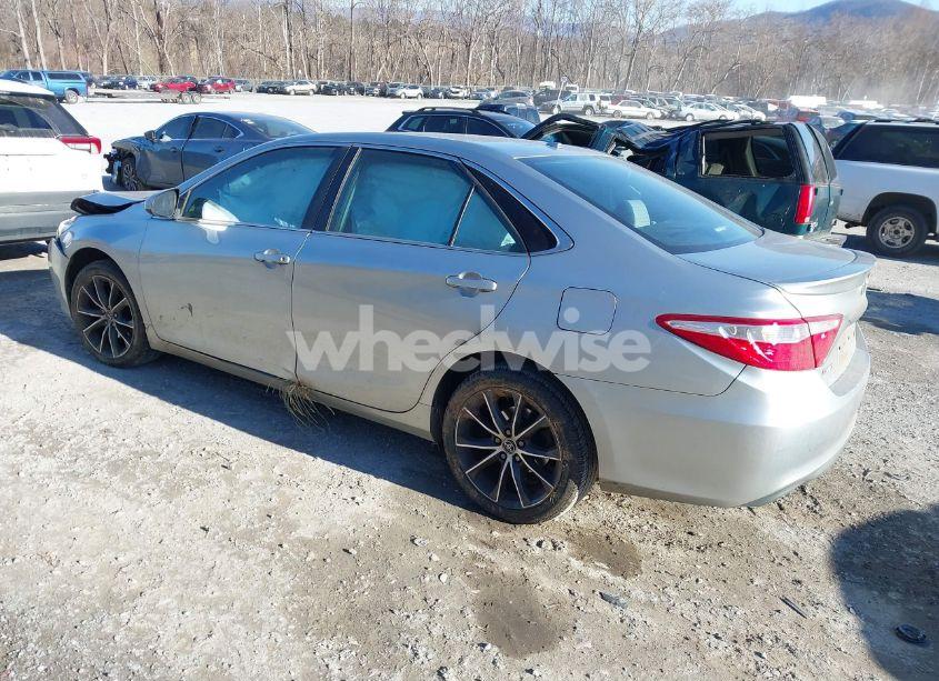Photo 3 of 2015 Toyota Camry XSE (VIN 4T1BF1FK1FU919265)