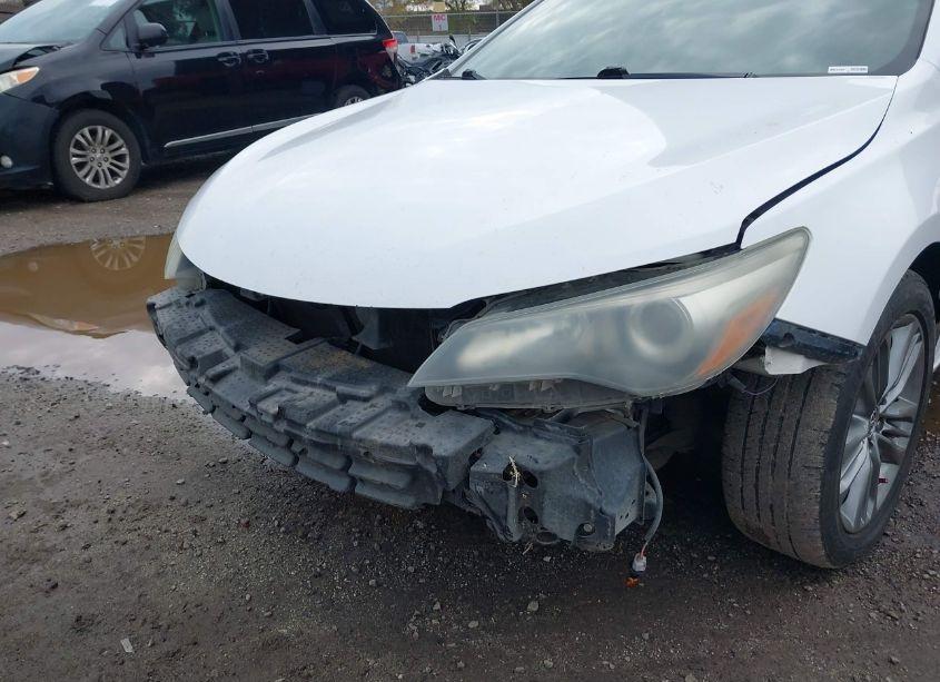 Photo 6 of 2015 Toyota Camry SE (VIN 4T1BF1FK1FU921629)