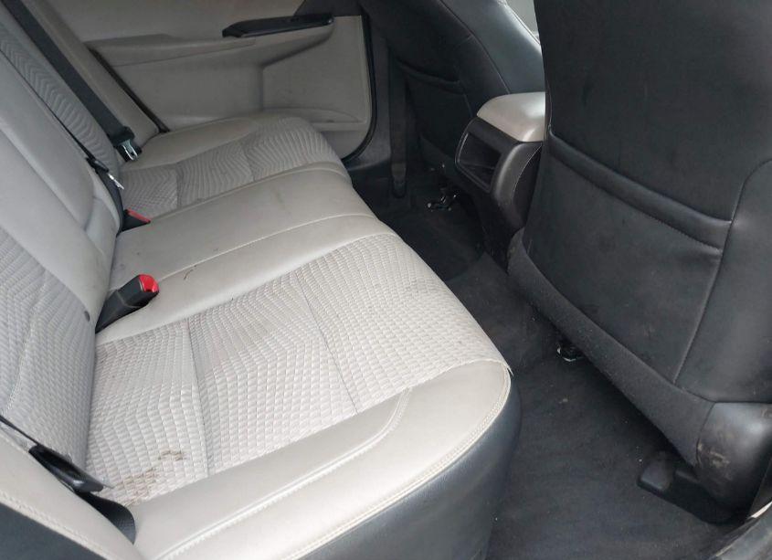 Photo 8 of 2015 Toyota Camry SE (VIN 4T1BF1FK1FU921629)