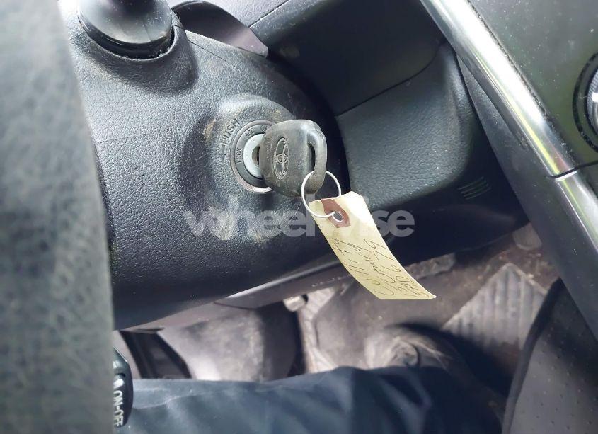 Photo 11 of 2015 Toyota Camry LE (VIN 4T1BF1FK1FU946966)