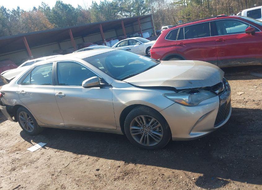 Photo 13 of 2015 Toyota Camry SE (VIN 4T1BF1FK1FU980650)