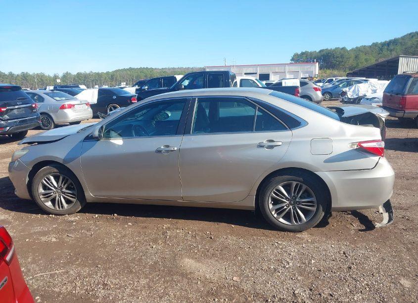 Photo 14 of 2015 Toyota Camry SE (VIN 4T1BF1FK1FU980650)
