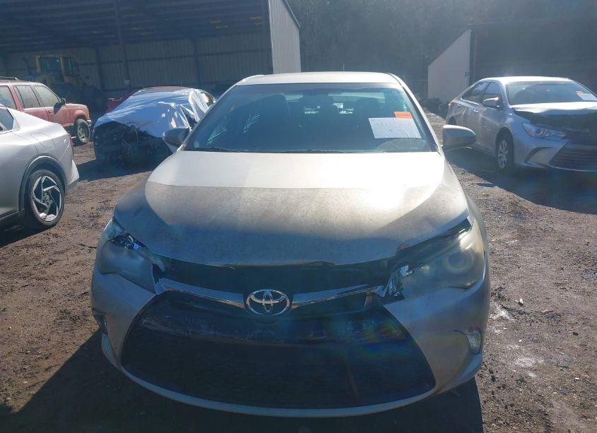 Photo 6 of 2015 Toyota Camry SE (VIN 4T1BF1FK1FU980650)