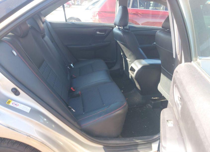 Photo 8 of 2015 Toyota Camry SE (VIN 4T1BF1FK1FU980650)