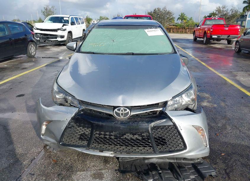 Photo 13 of 2015 Toyota Camry SE (VIN 4T1BF1FK1FU985119)