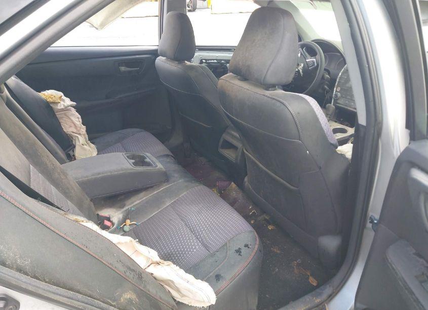 Photo 8 of 2015 Toyota Camry SE (VIN 4T1BF1FK1FU985119)