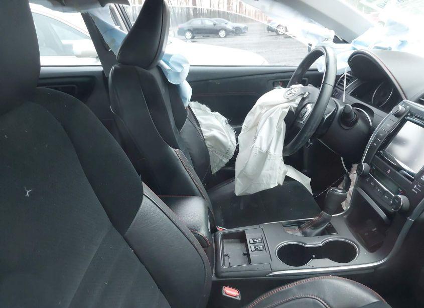 Photo 5 of 2015 Toyota Camry XSE (VIN 4T1BF1FK1FU988036)