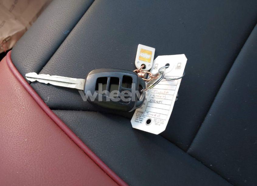 Photo 11 of 2016 Toyota Camry SE (VIN 4T1BF1FK1GU116859)