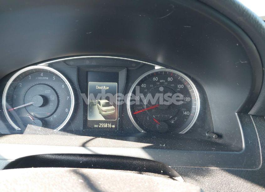 Photo 7 of 2016 Toyota Camry SE (VIN 4T1BF1FK1GU116859)