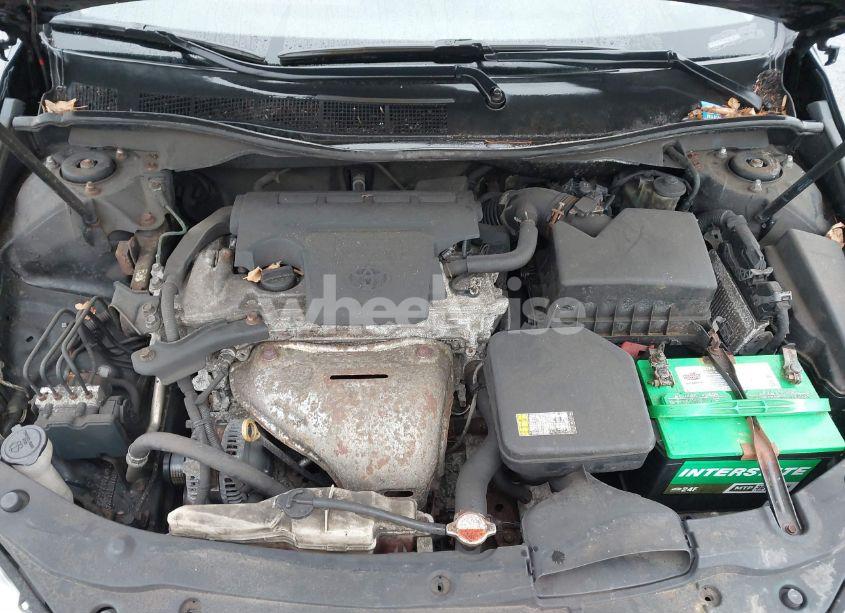 Photo 10 of 2016 Toyota Camry LE (VIN 4T1BF1FK1GU122340)