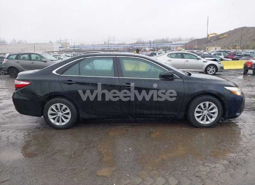Photo 13 of 2016 Toyota Camry LE (VIN 4T1BF1FK1GU122340)