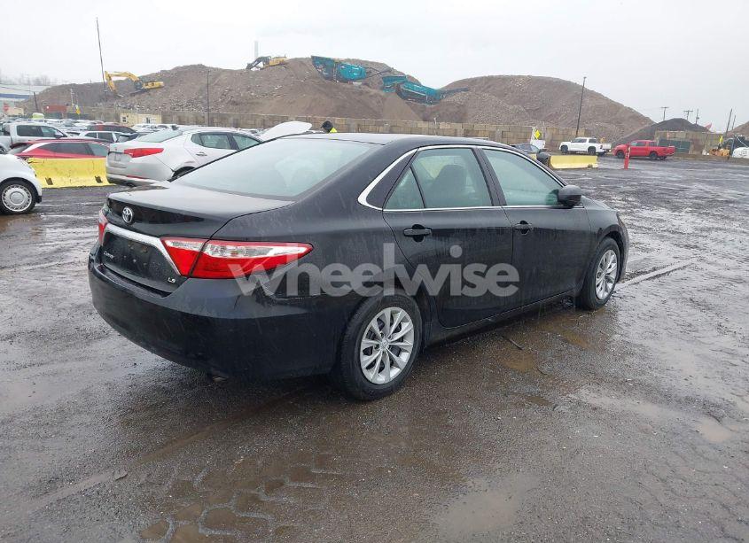 Photo 4 of 2016 Toyota Camry LE (VIN 4T1BF1FK1GU122340)