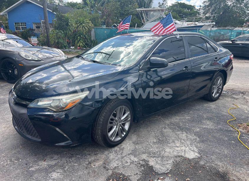 Photo 2 of 2016 Toyota Camry LE/XLE/SE/XSE (VIN 4T1BF1FK1GU123505)
