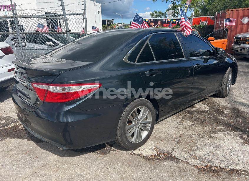 Photo 4 of 2016 Toyota Camry LE/XLE/SE/XSE (VIN 4T1BF1FK1GU123505)