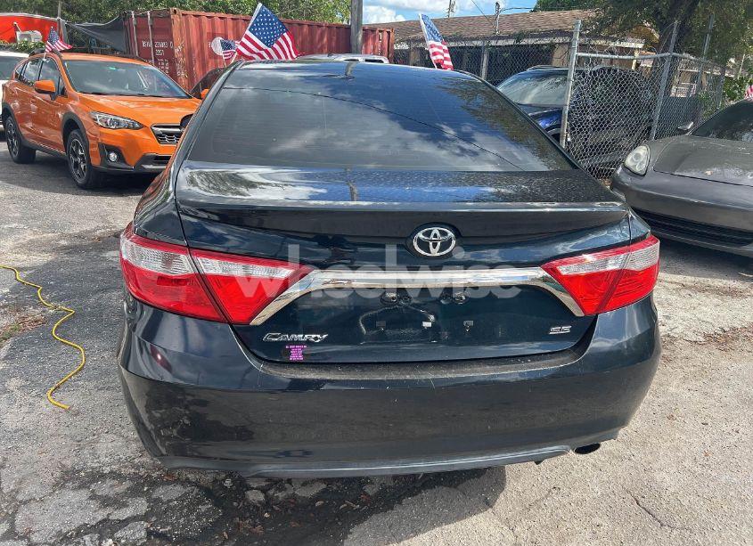 Photo 6 of 2016 Toyota Camry LE/XLE/SE/XSE (VIN 4T1BF1FK1GU123505)