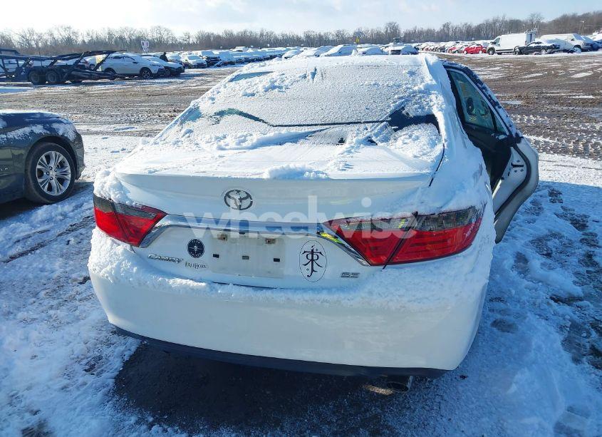 Photo 16 of 2016 Toyota Camry LE/SE/XLE/XSE (VIN 4T1BF1FK1GU126775)