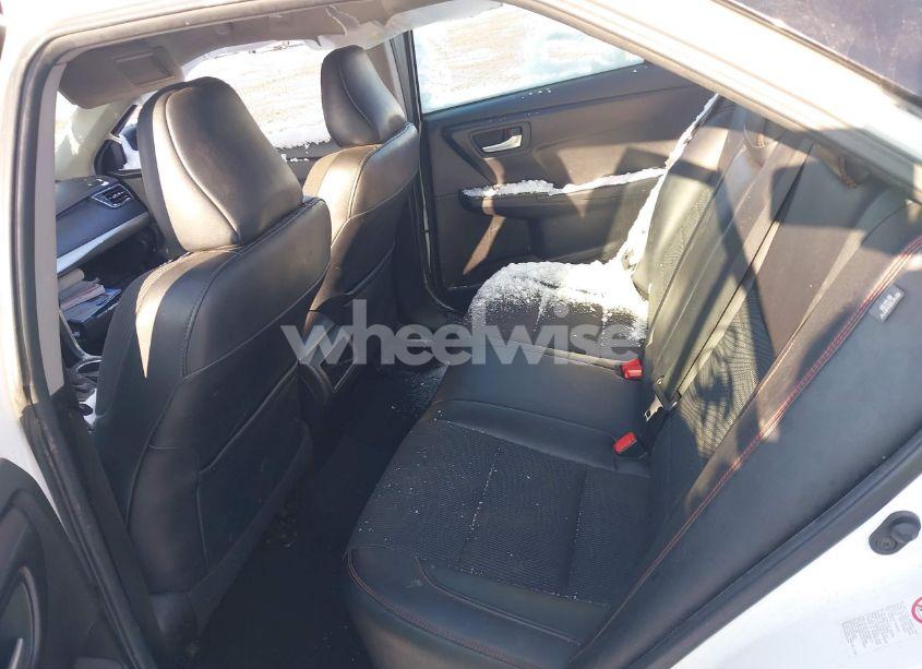 Photo 8 of 2016 Toyota Camry LE/SE/XLE/XSE (VIN 4T1BF1FK1GU126775)