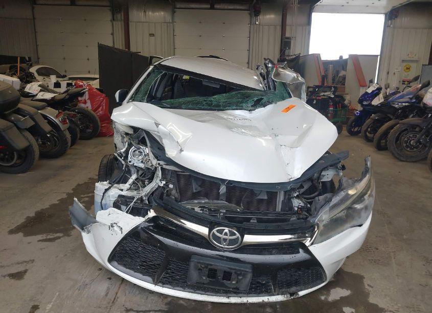 Photo 11 of 2016 Toyota Camry SE (VIN 4T1BF1FK1GU134780)