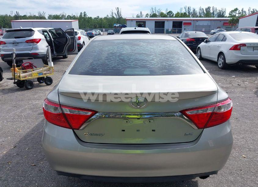 Photo 17 of 2016 Toyota Camry SE (VIN 4T1BF1FK1GU135766)