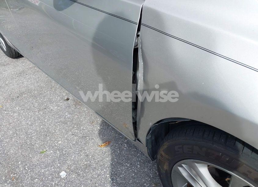 Photo 20 of 2016 Toyota Camry SE (VIN 4T1BF1FK1GU135766)