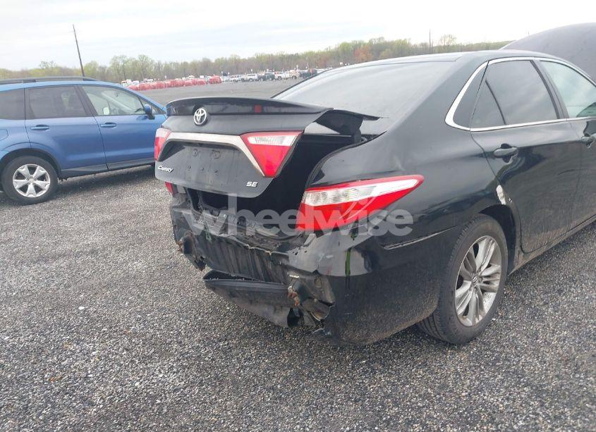 Photo 6 of 2016 Toyota Camry SE (VIN 4T1BF1FK1GU142037)
