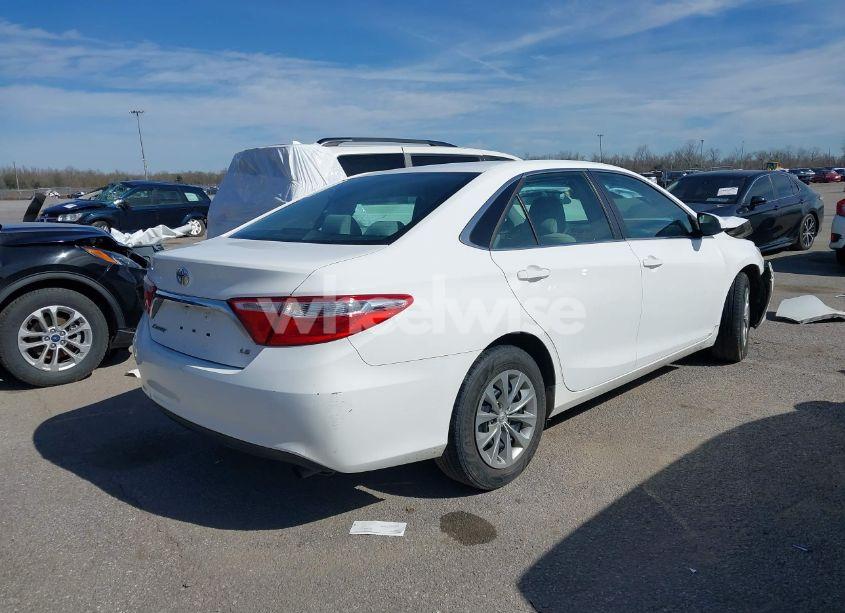 Photo 4 of 2016 Toyota Camry LE (VIN 4T1BF1FK1GU147853)