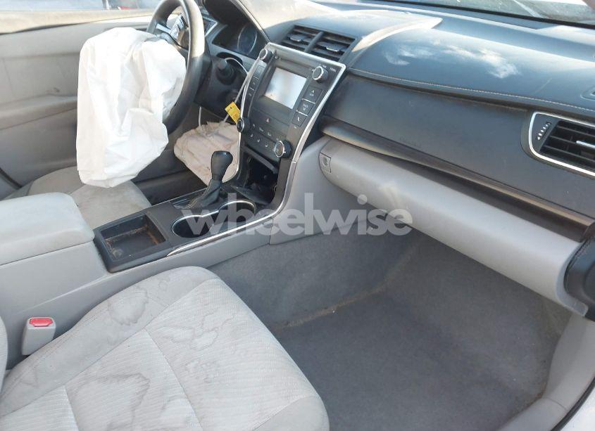 Photo 5 of 2016 Toyota Camry LE (VIN 4T1BF1FK1GU147853)