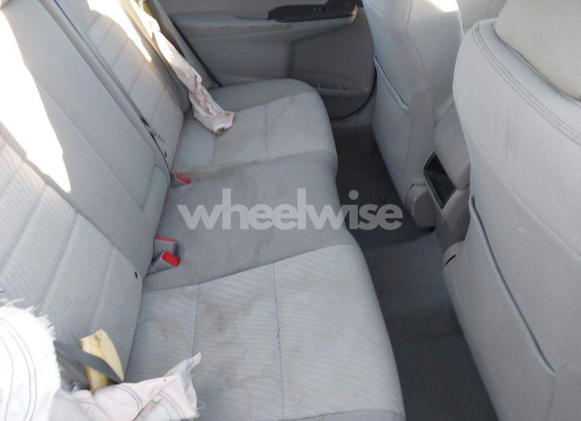 Photo 8 of 2016 Toyota Camry LE (VIN 4T1BF1FK1GU147853)