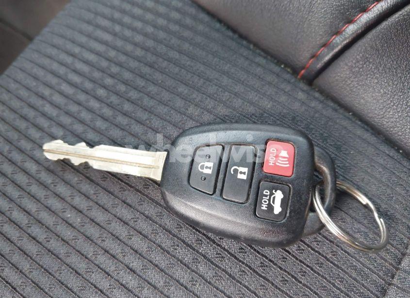 Photo 11 of 2016 Toyota Camry SE (VIN 4T1BF1FK1GU159758)