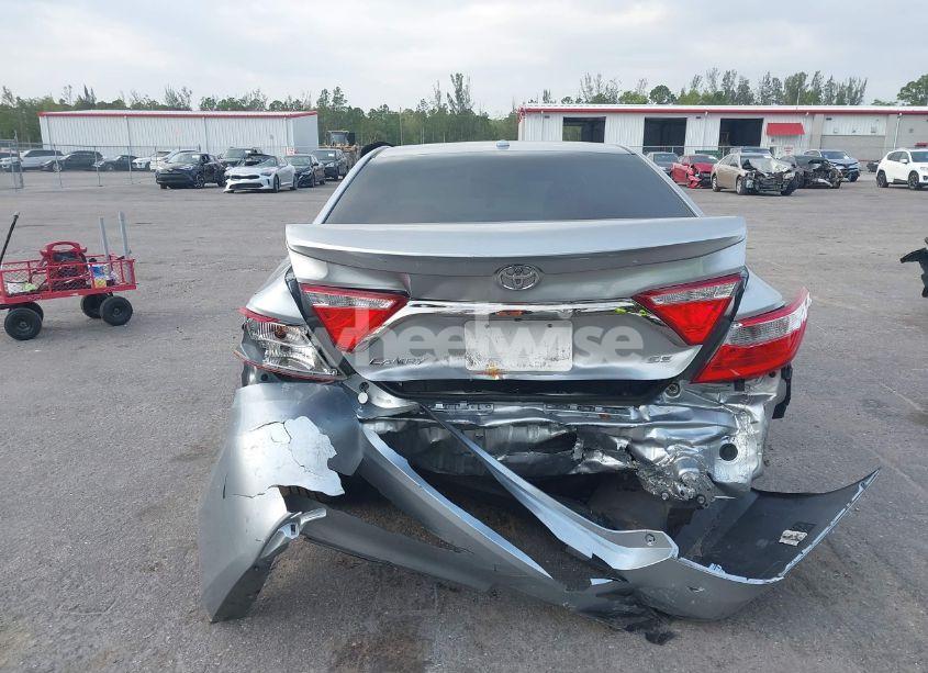 Photo 16 of 2016 Toyota Camry SE (VIN 4T1BF1FK1GU159758)